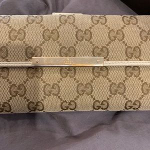 Gucci wallet